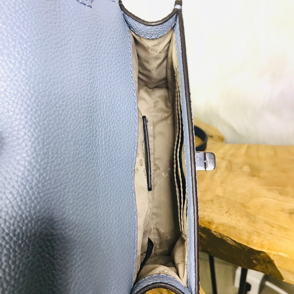 Michael Kors Cassie XS Crossbody Bag - Picture 6 of 8